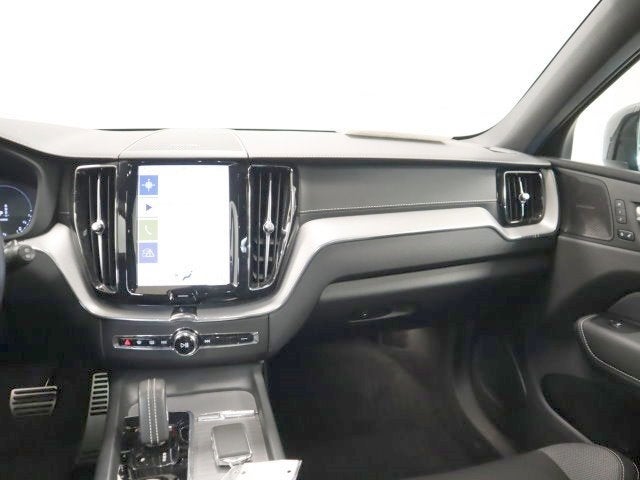 2020 Volvo XC60 R-Design